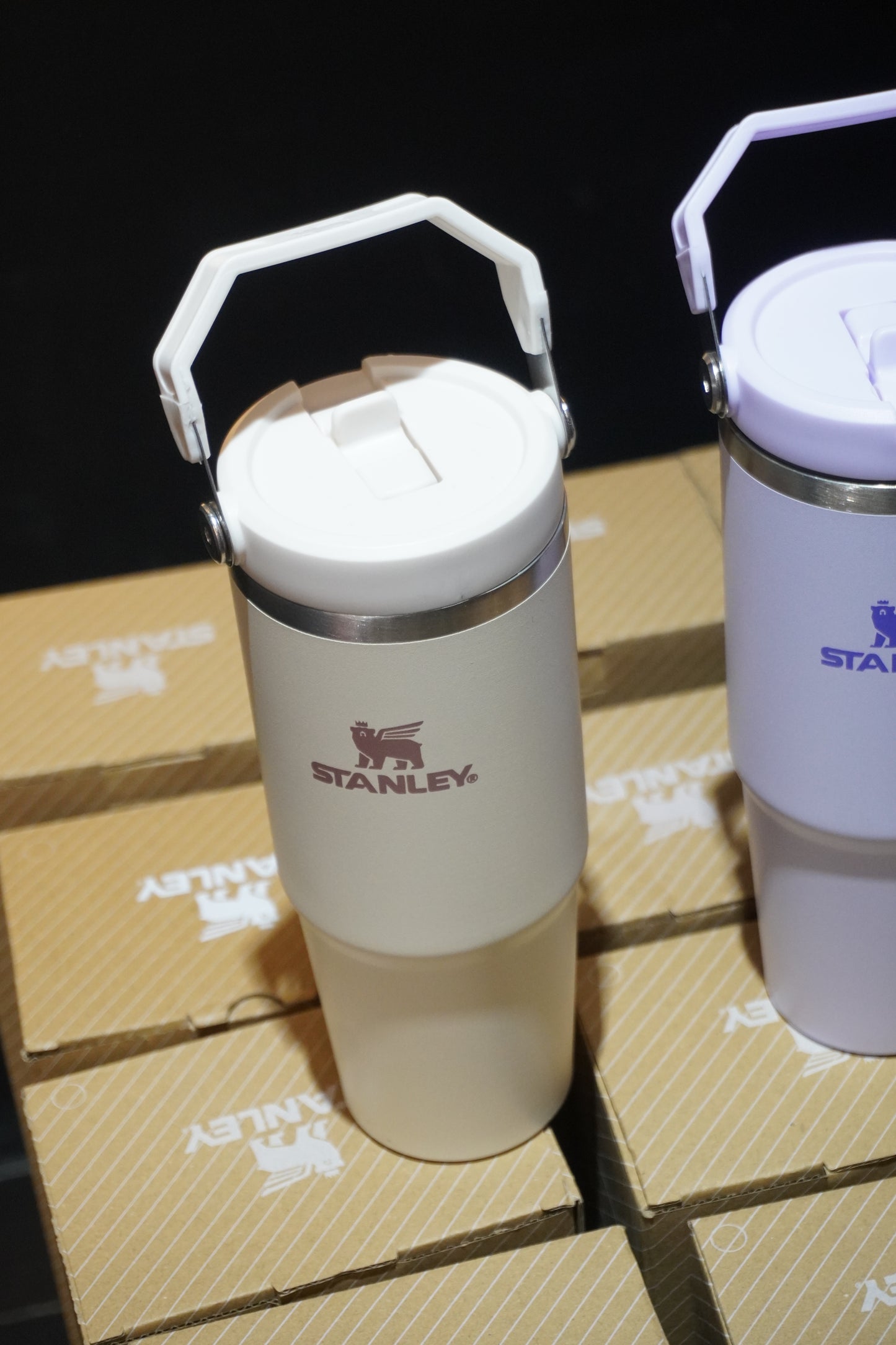 Termo Stanley Flip Straw Tumbler 30 oz (887 ml)