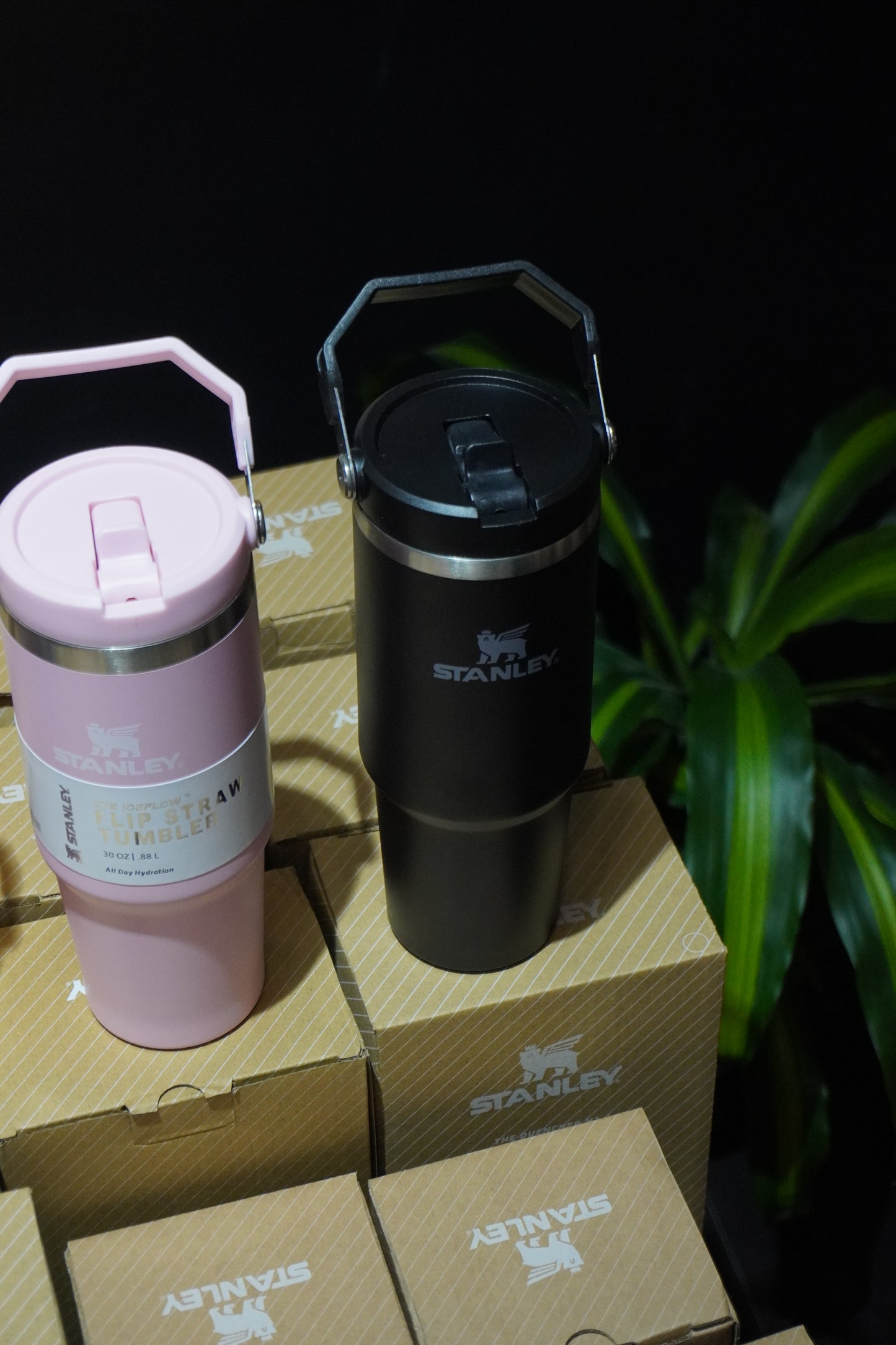 Termo Stanley Flip Straw Tumbler 30 oz (887 ml)