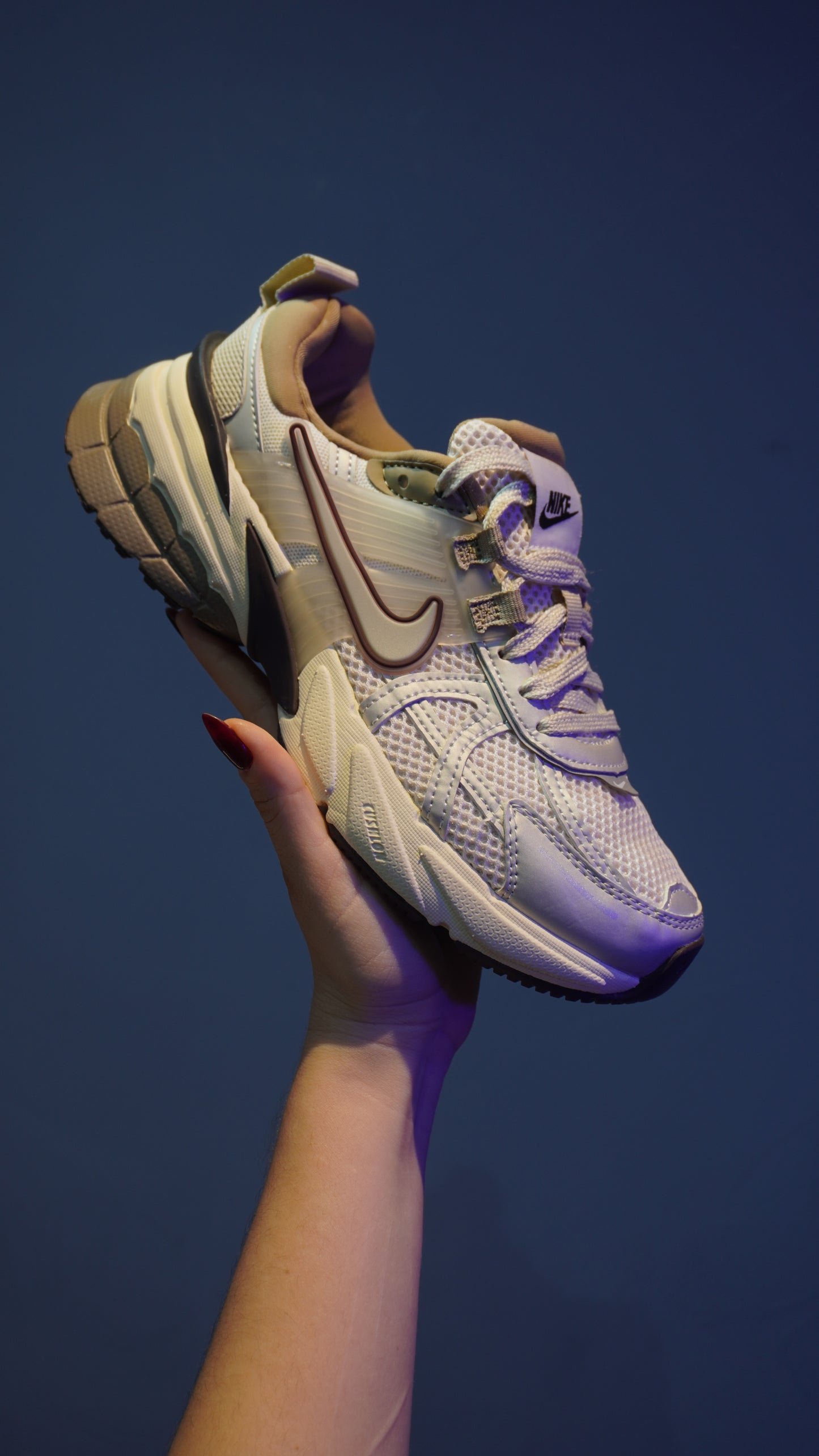 Nike V2K Run – Estilo retro con energía moderna