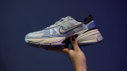 Nike V2K Run – Estilo retro con energía moderna