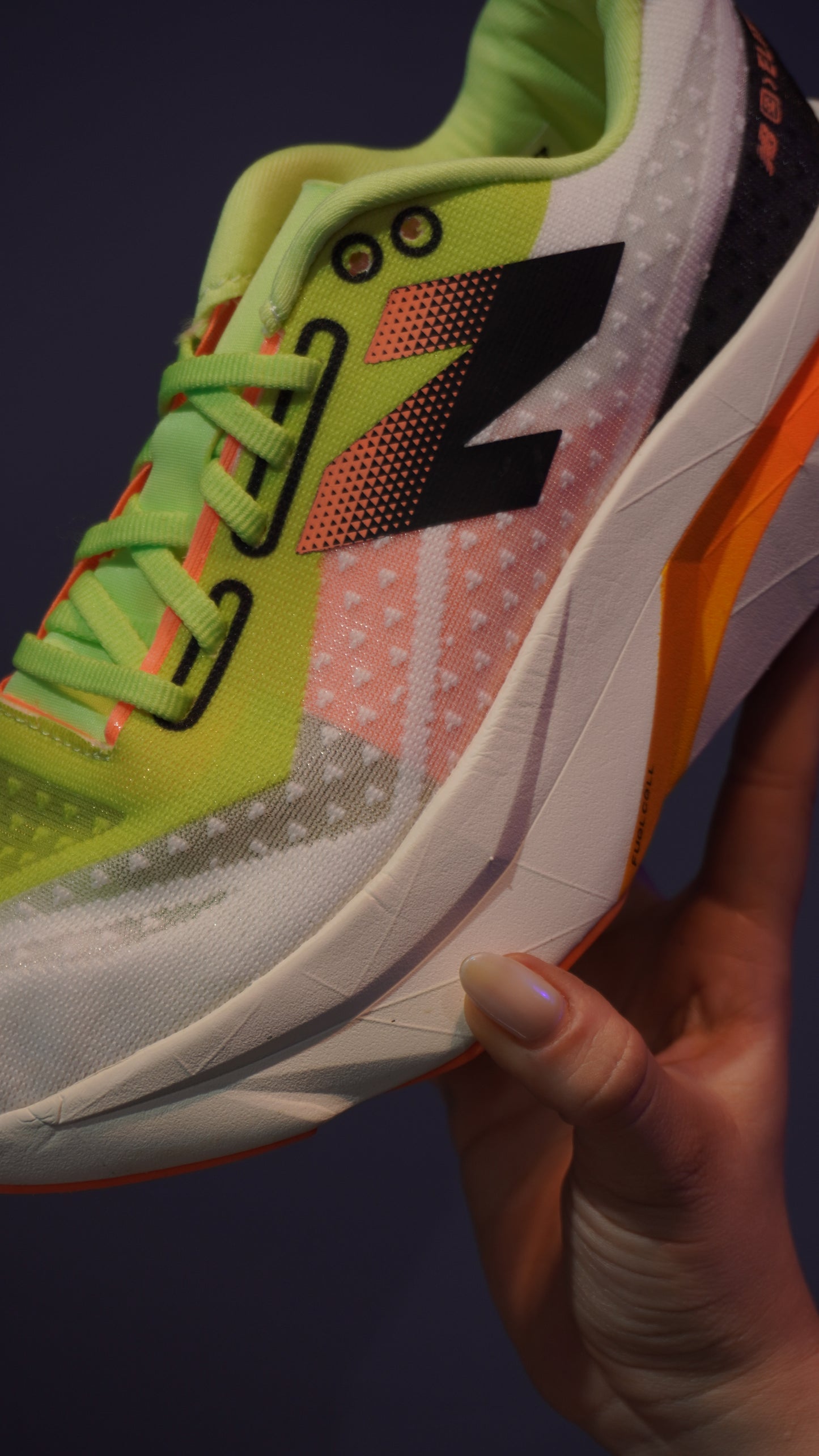 New Balance FuelCell Rebel para Mujer