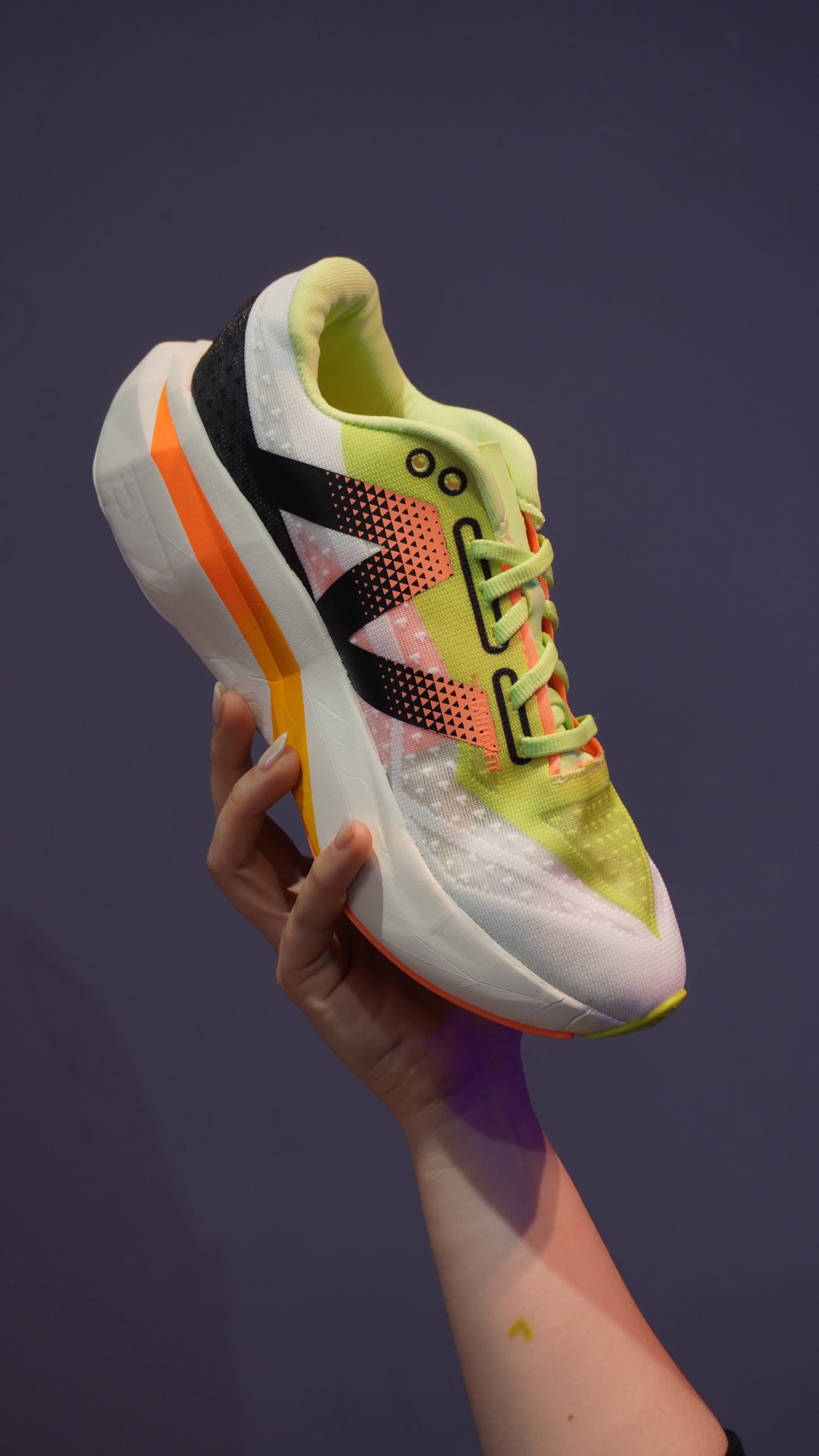 New Balance FuelCell Rebel para Mujer