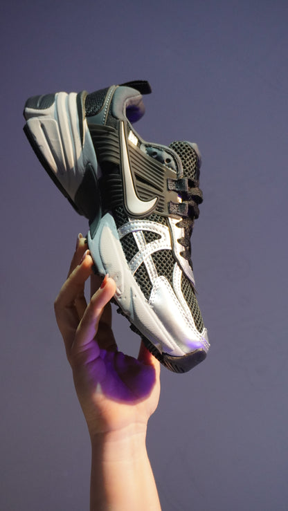 Nike V2K Mujer Premium