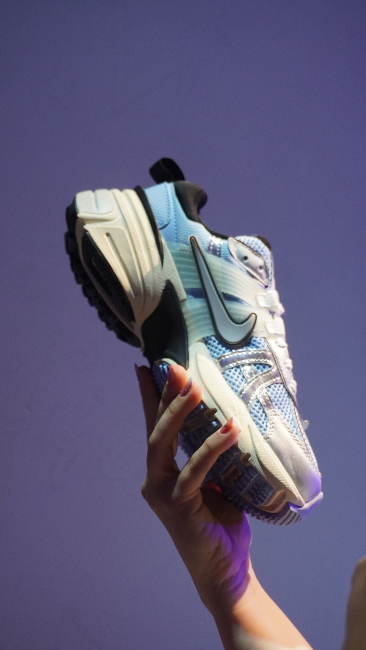 Nike V2K Run azul  – Estilo Urbano